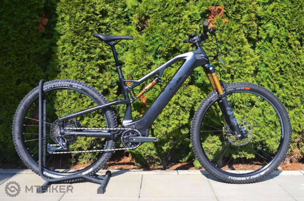 Discount Bicicletă electrică Raymon FullRay 150E 11.0 29, carbon/black/chrome matt, tester - M