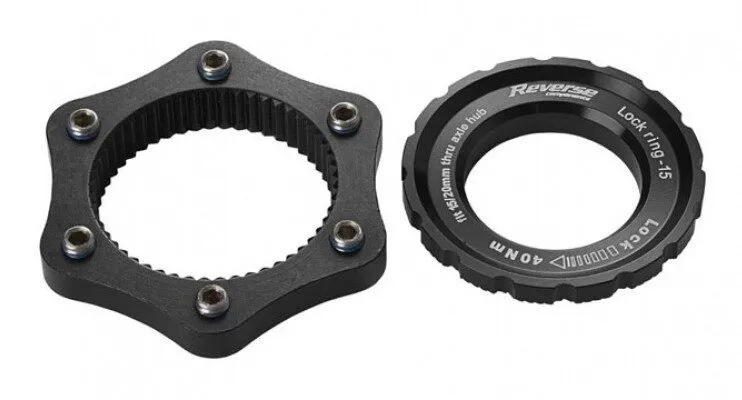 Adaptor CenterLock Reverse negru Ofertă specială