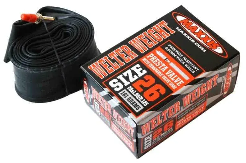 Ofertă exclusivă Camera 26X1.0/1.25 FV48 Maxxis Welterweight 0.9mm Presta