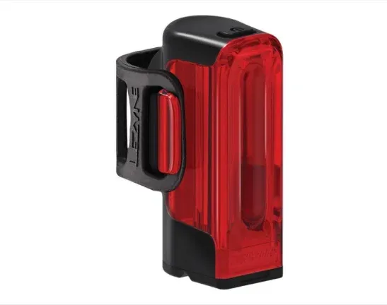 Reducere specială Lezyne - Lumina spate stop - Strip Drive Pro+ - 400 Lumeni