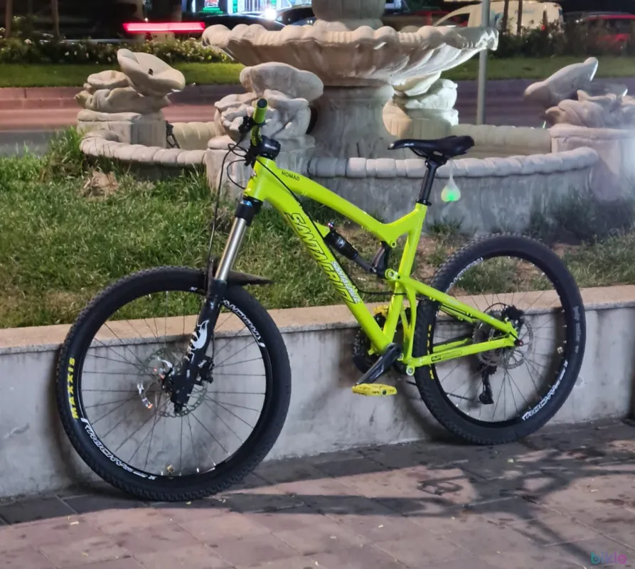 Vand bicicleta Santa Cruz Nomad Retur u?or