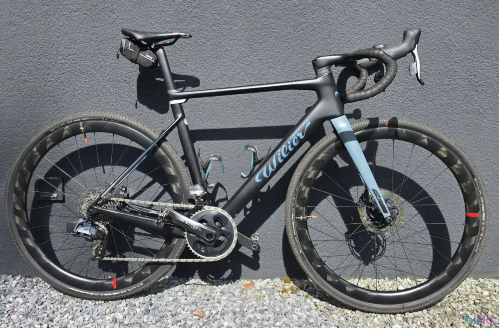 Mai ieftin Wilier Rave SLR Gravelrad/Allroad Sram Force AXS