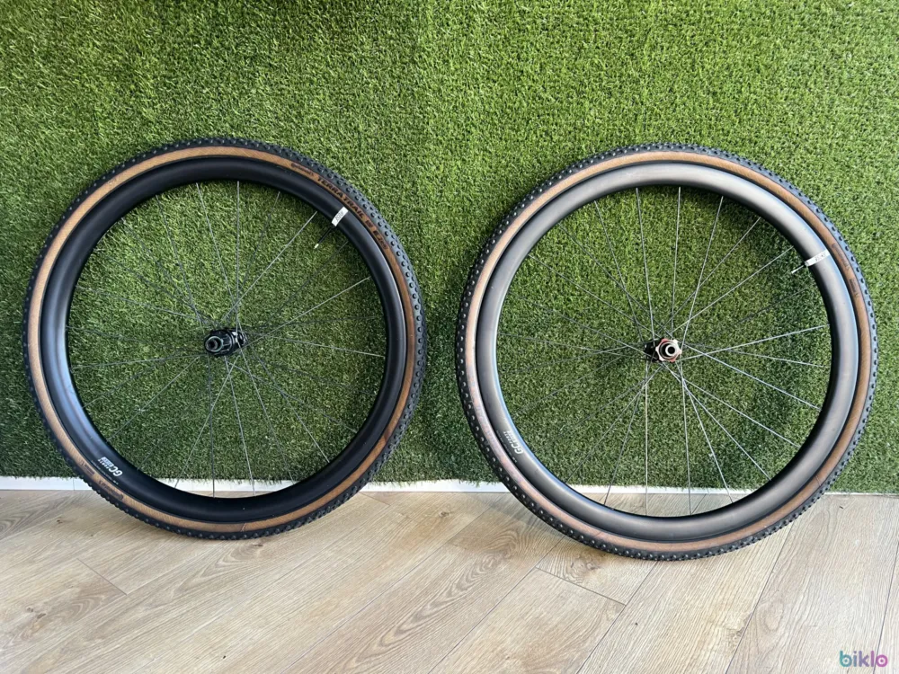 Nu rata Set roti cabon Rose GC Forty Disc