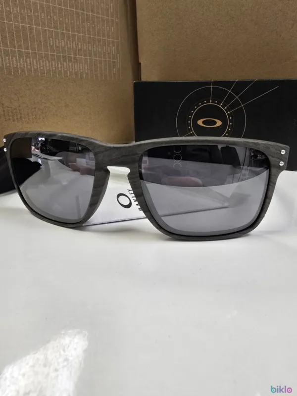 Ofertă limitată Oakley Holbrook Woodgrain Prizm Black Polarized